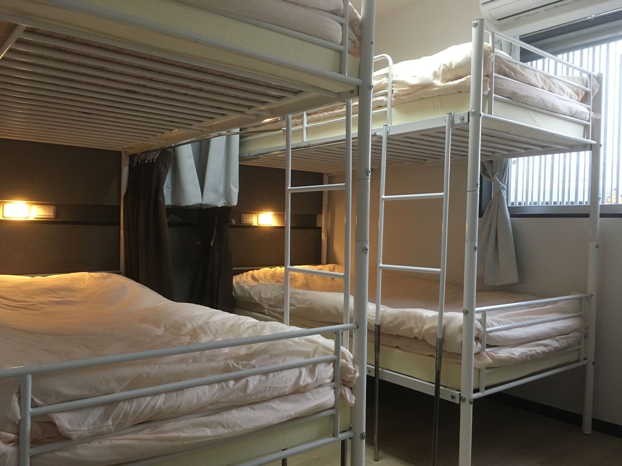 אוסקה Keimei Guest House מראה חיצוני תמונה