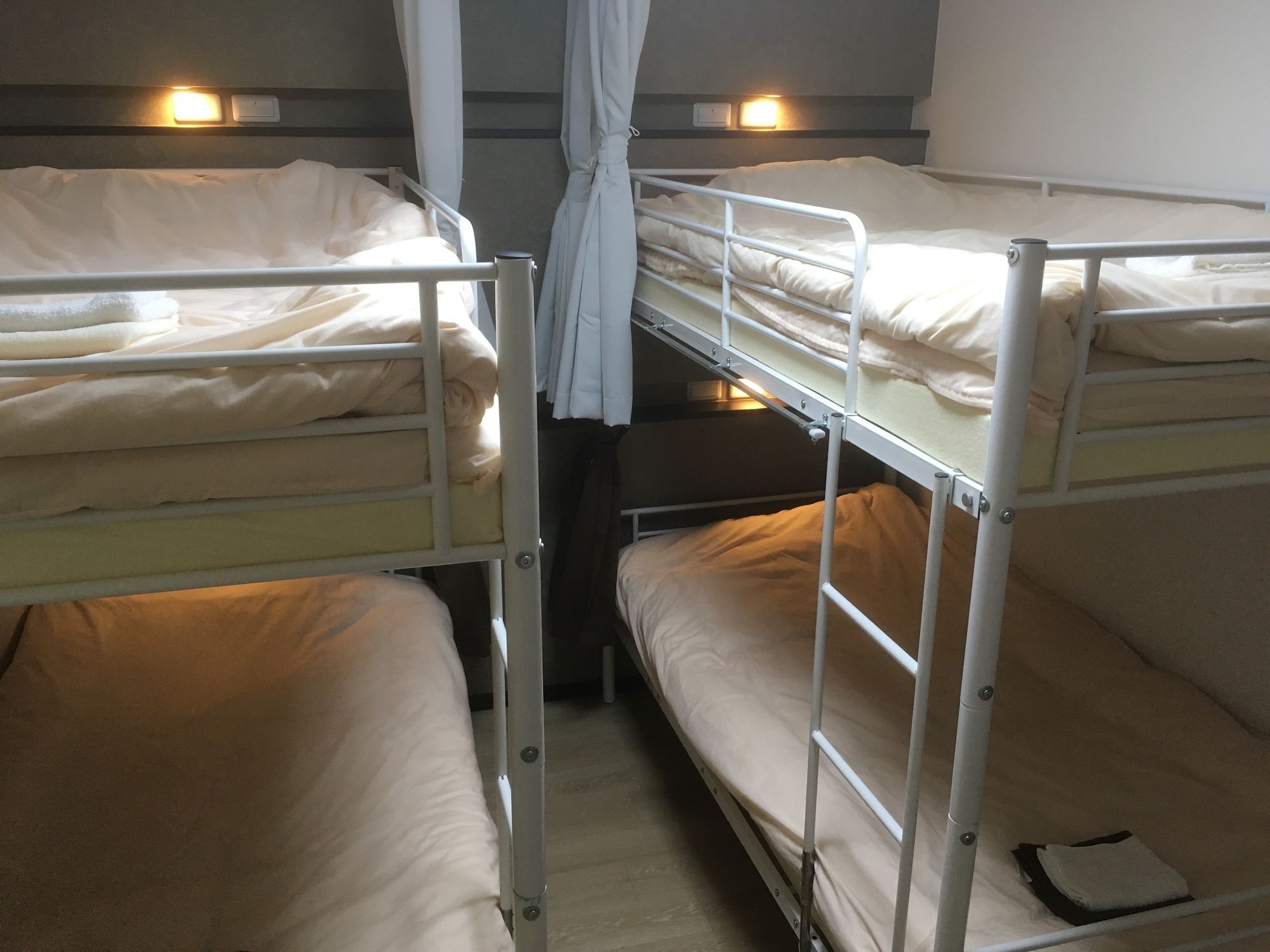אוסקה Keimei Guest House מראה חיצוני תמונה